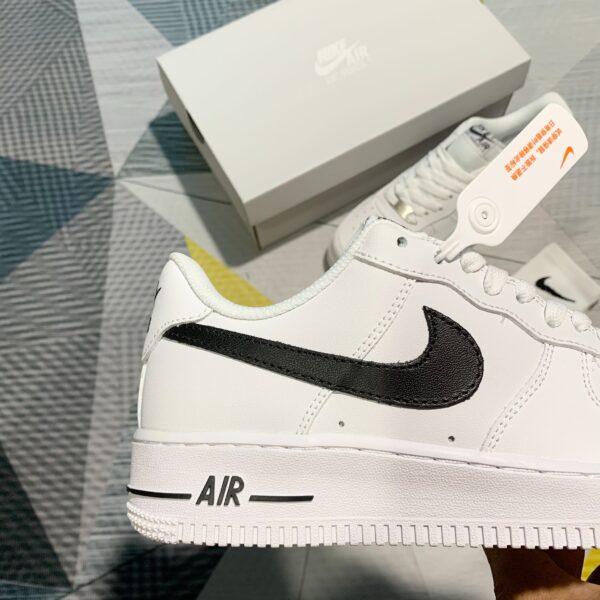 Giày Nike Air Force 1 White Black Swoosh