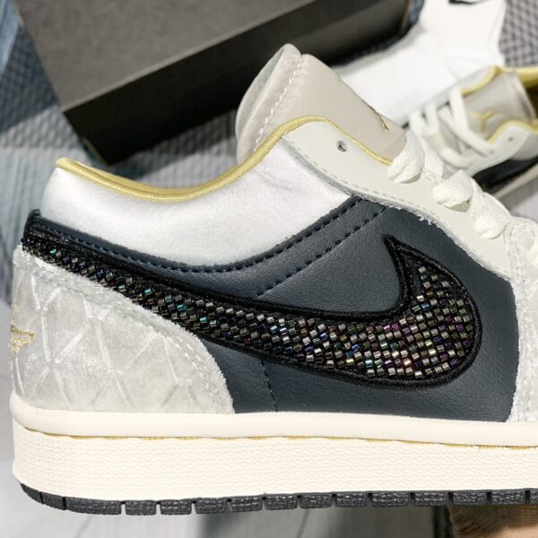 Giày Nike Air Jordan 1 Low Beaded Swoosh