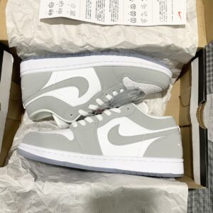 Giày Air Jordan 1 Low 'White Wolf Grey'