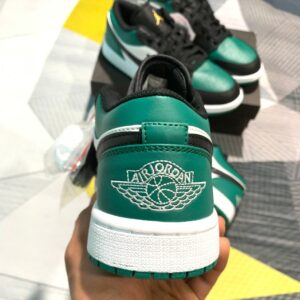 Jordan 1 low Đen Xanh lá đậm