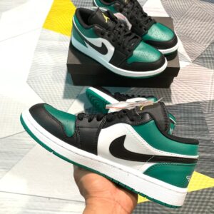 Jordan 1 low Đen Xanh lá đậm