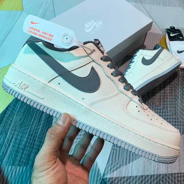 Giày Air Force 1 Cream Swoosh Grey