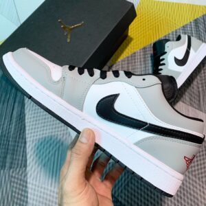 GIÀY JORDAN 1 LOW LIGHT SMOKE