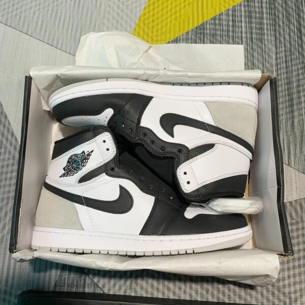 GIÀY JORDAN 1 HIGH STAGE HAZE