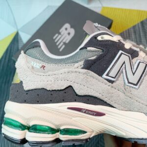 Giày New Balance 2002R Protection Pack Rain Cloud