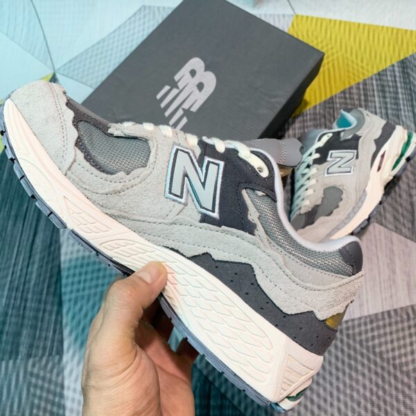 Giày New Balance 2002R Protection Pack Rain Cloud